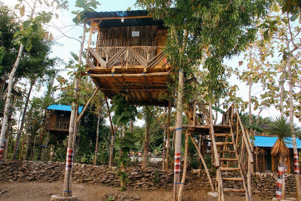 Nyuh Bengkok Tree House Hotel Batununggul Exterior foto