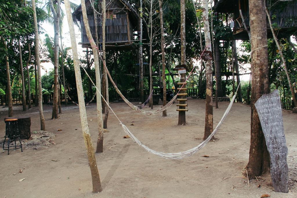 Nyuh Bengkok Tree House Hotel Batununggul Exterior foto