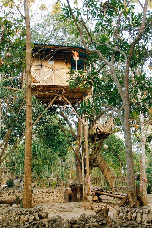 Nyuh Bengkok Tree House Hotel Batununggul Exterior foto