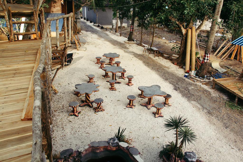 Nyuh Bengkok Tree House Hotel Batununggul Exterior foto