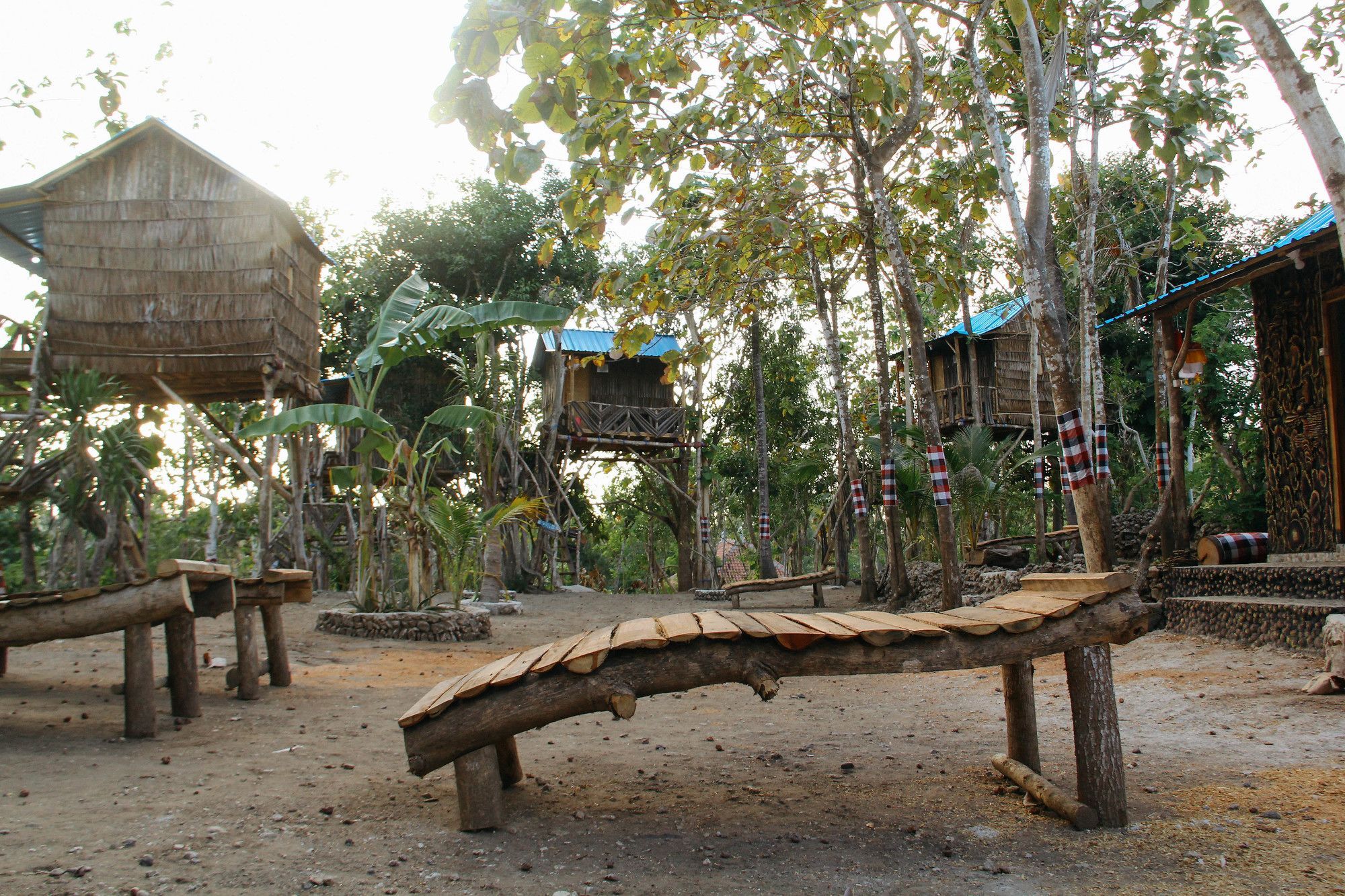 Nyuh Bengkok Tree House Hotel Batununggul Exterior foto
