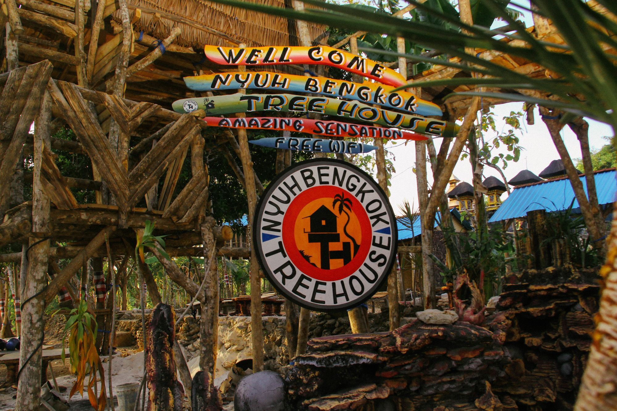 Nyuh Bengkok Tree House Hotel Batununggul Exterior foto